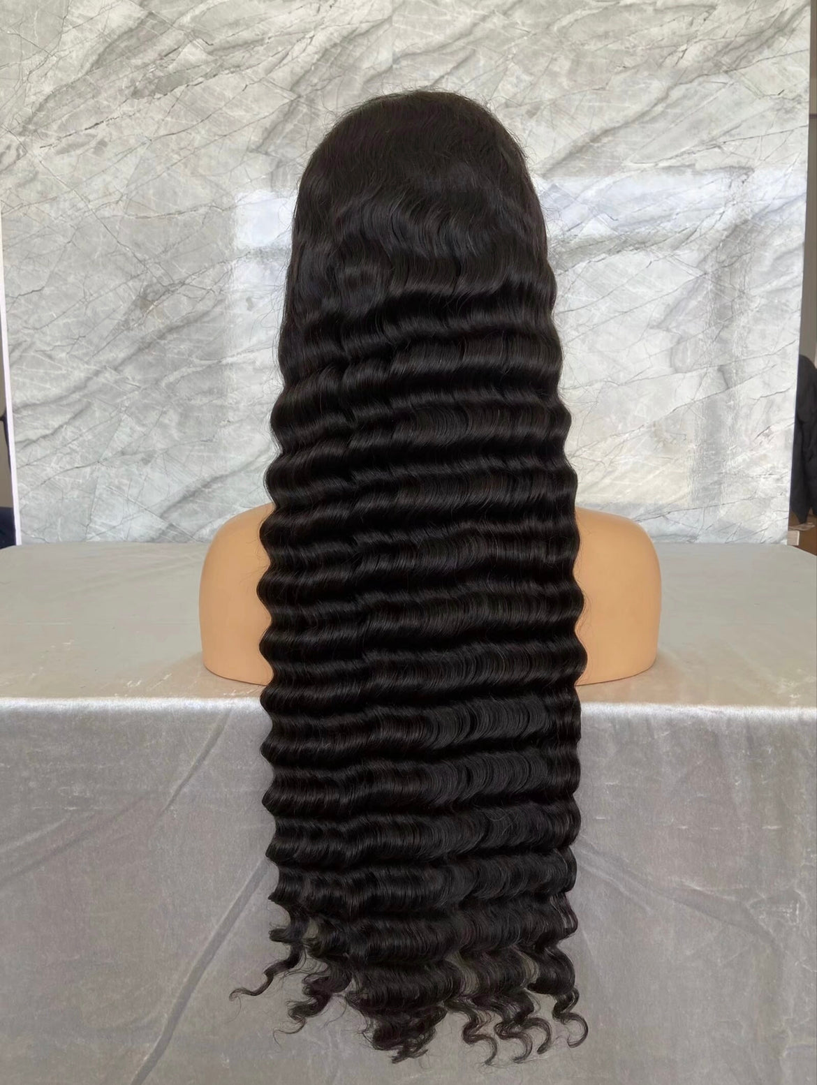 Glueless HD lace wig natural color